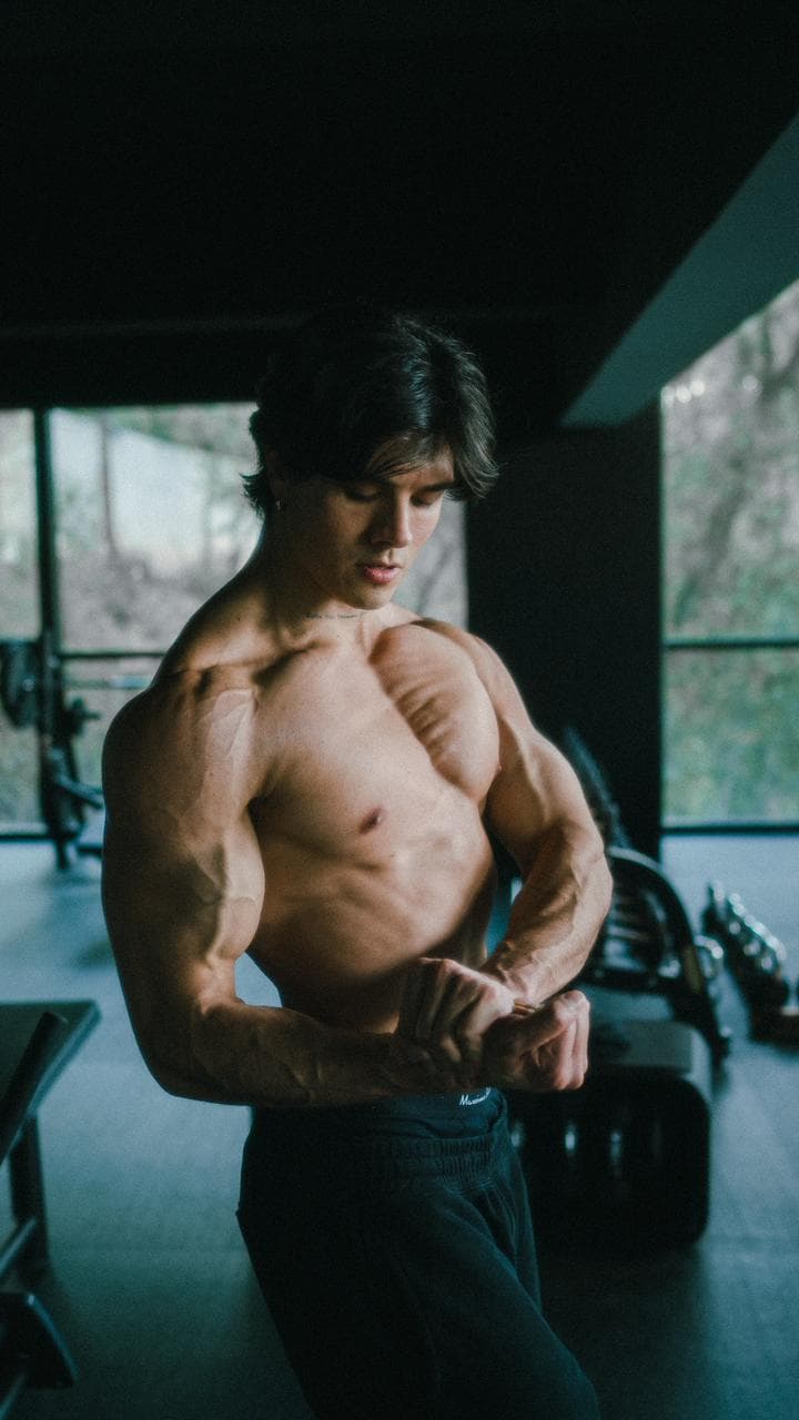 Javier Ferreira pecho